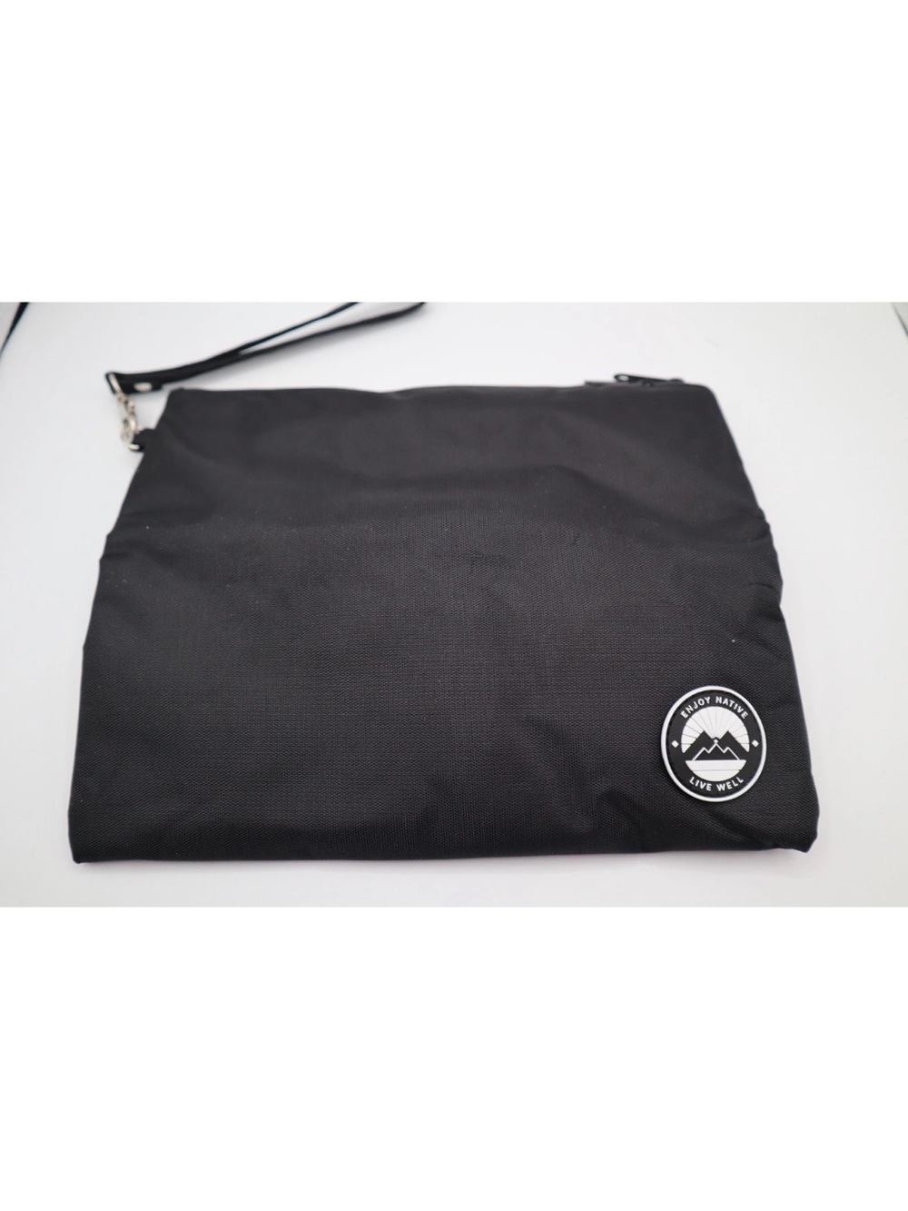 Brand new🎉 Enjoy Native Smell Proof Travel Bag with Lock - Black